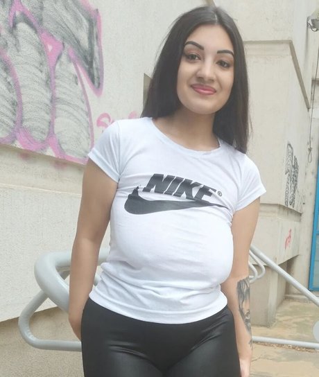 Ionela Madalina star best archive