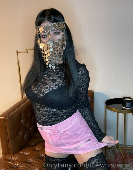 thewhisperxo nude model galleries