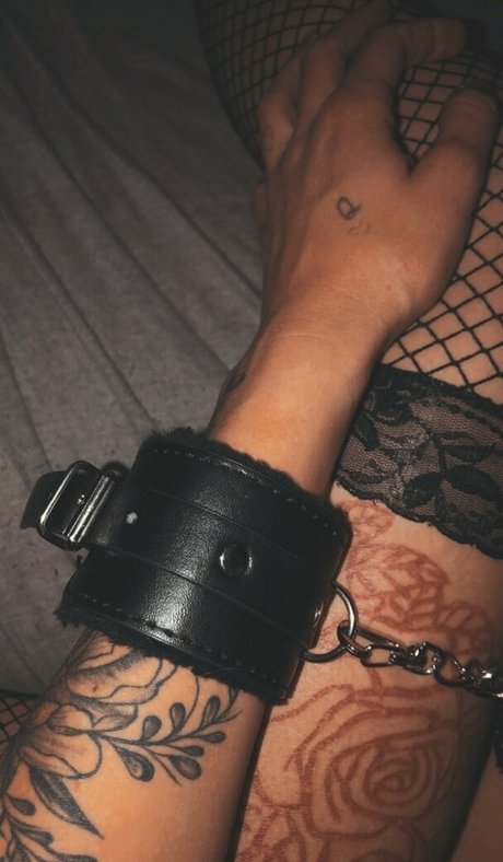 smusa pornstar top photo