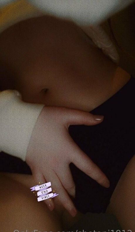 shetani1912 hd pornstar photo