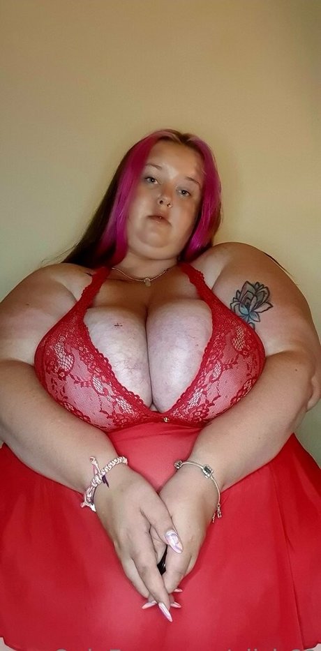 aiish69 exclusive star photo