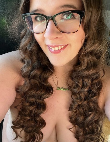 vistheswitch free high quality actress photo