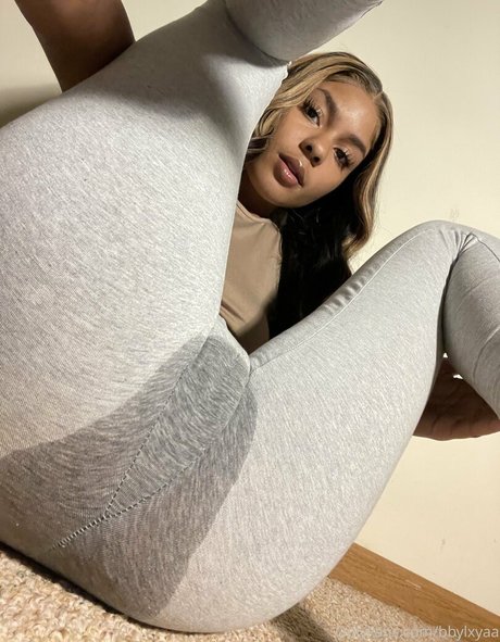 baybelaya model sexy image