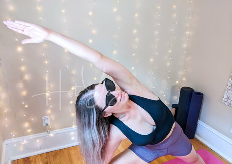 hot yoga nice pornstar pic