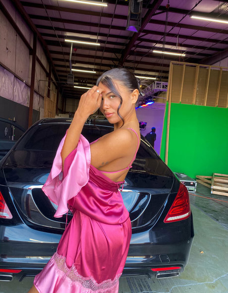 kristenheh model free picture