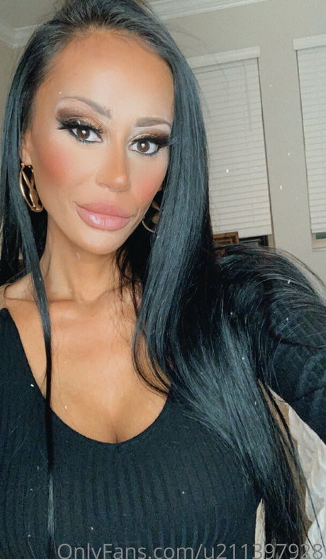 ilovewillowlansky porn model image