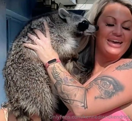 amateur swinger onlyfans naked picture