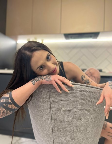 angelbabe ashley pretty actress galleries