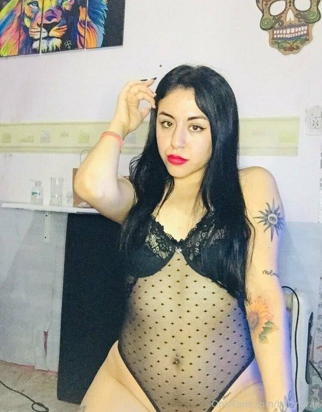 laraxxxb star nude photos