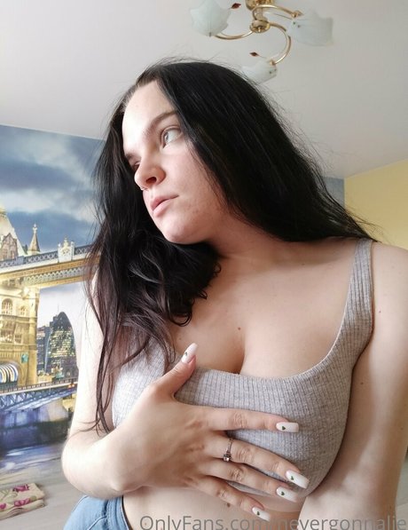 nevergonnalie pornstar adult gallery
