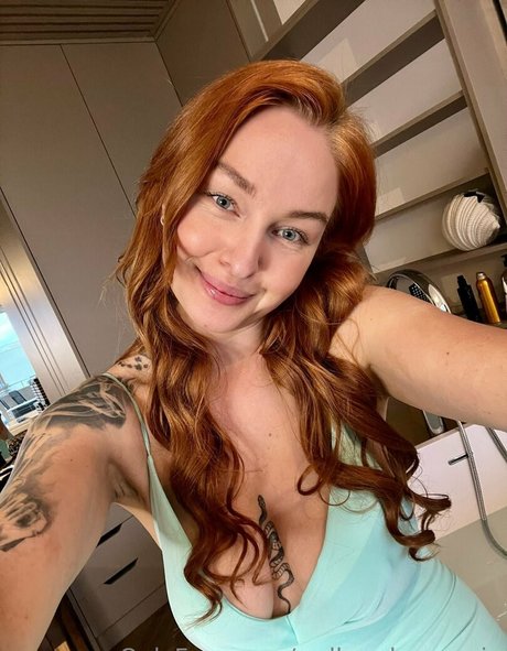 redheadragonvip model beautiful gallery