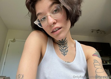 data night star pornographic photos