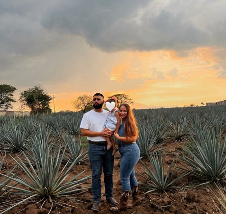 Ellie Johnston pretty star pictures