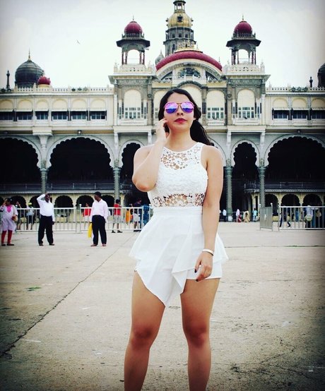 Jezz Angeles star beautiful gallery