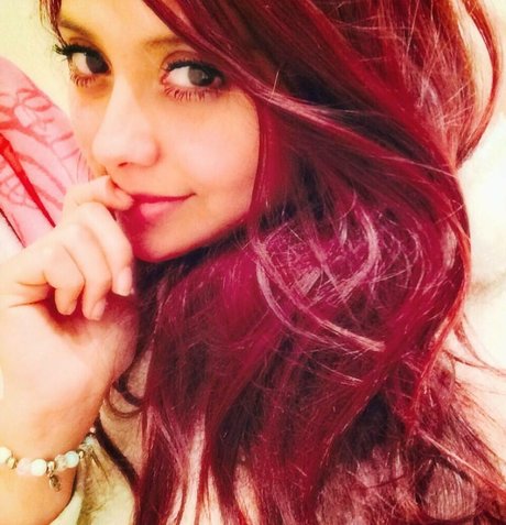 Jezz Angeles hot actress picture