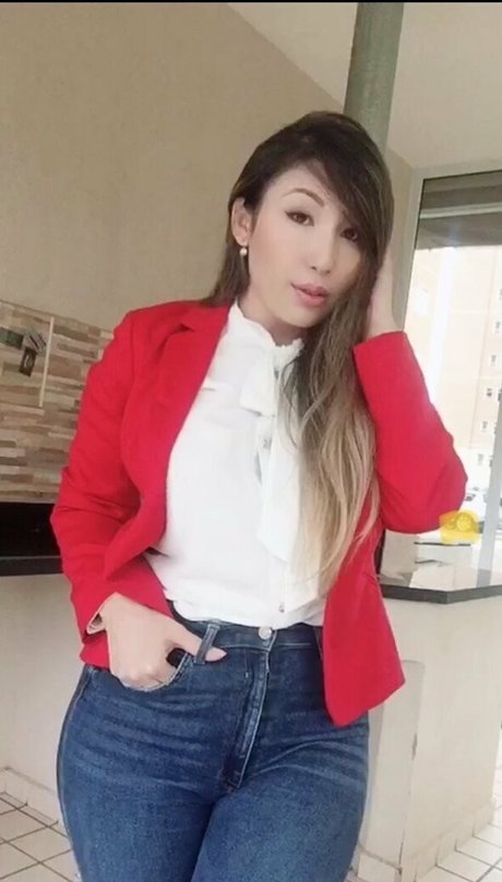 Yu Ferracini xxx star gallery