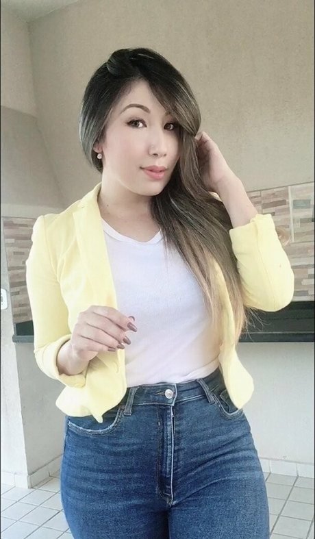 Yu Ferracini hot model images