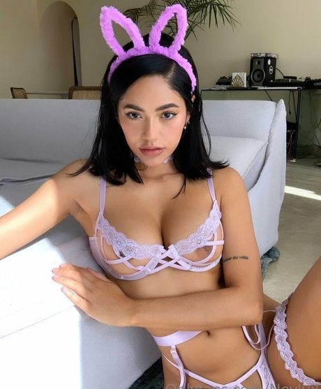 Novlux model nudes pics