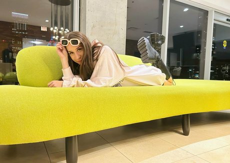 nude teacher onlyfans sexy images