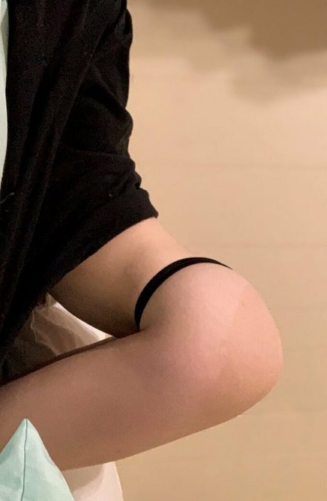 qiraanise sex pornstar gallery