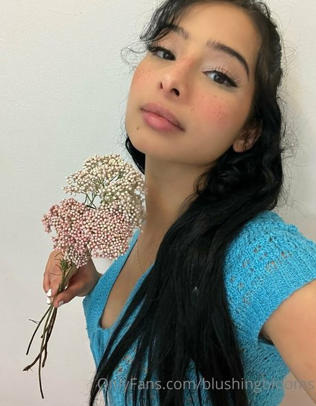 blushingblooms hot pornstar pics