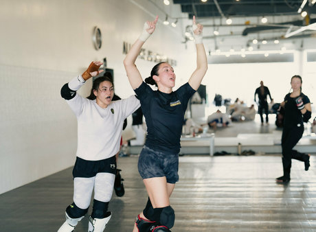 angieoverkill sexy actress pictures