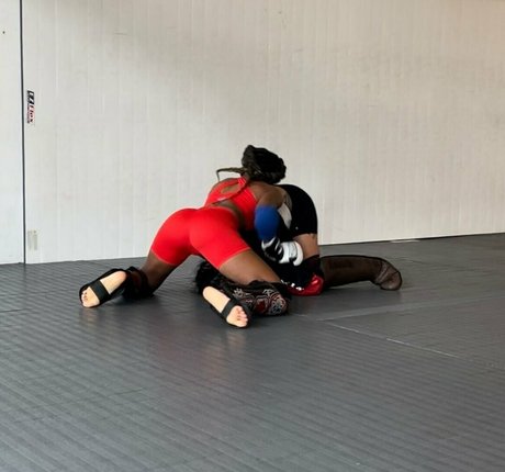 angieoverkill sex pornstar picture