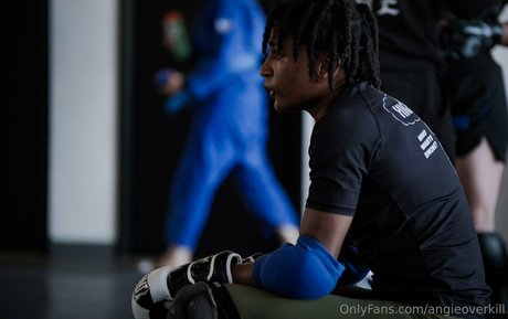 angieoverkill hot model gallery