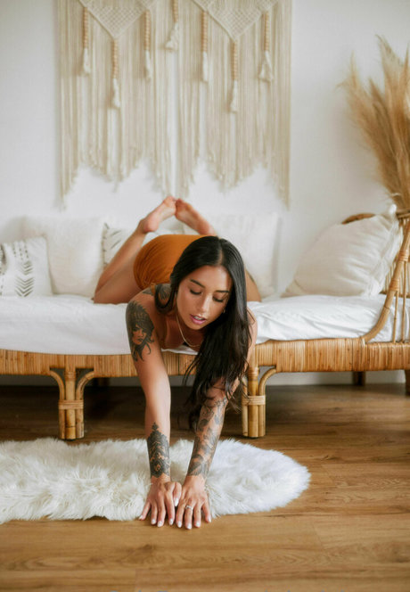 winniehoney sex model archive