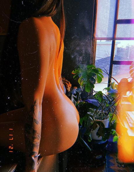 winniehoney pornstar erotic photo