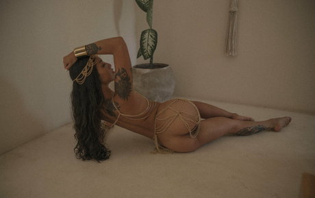 huge shemale onlyfans beautiful nude photos