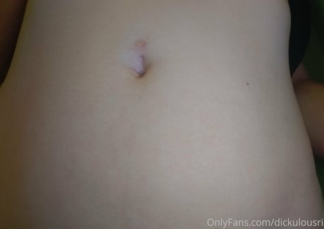 huge shemale onlyfans pretty pics