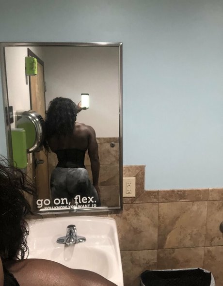 ebonymuscle pornstar nudes photos