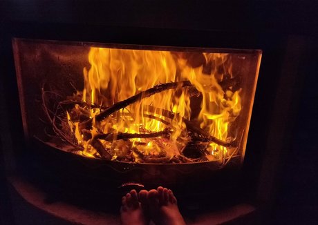 lesbian feet onlyfans beautiful photos