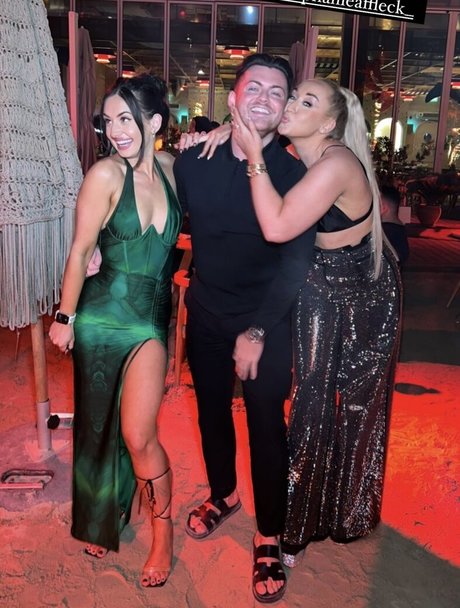 Brittany Carter pornstar erotic pics