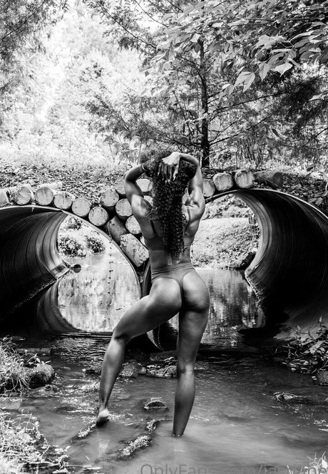 chubby redhead onlyfans art nude galleries