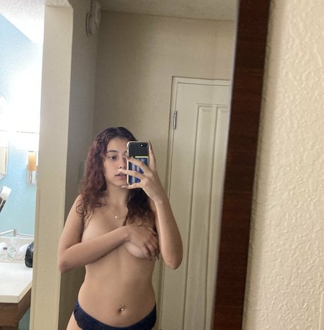 mollycreamss xxx actress photos