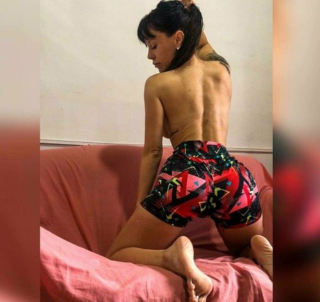 larafox22 nice model pics