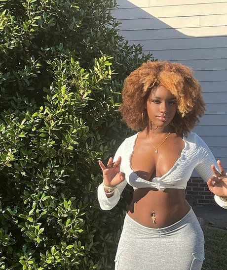 xo rocky ox7 hot star pics