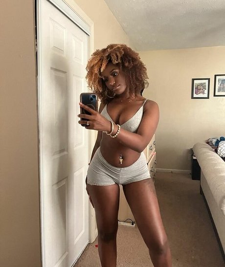 curly ebony onlyfans free pictures