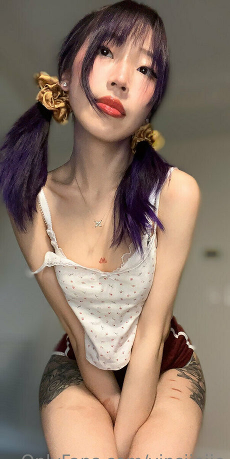 yinsdere porn star pic