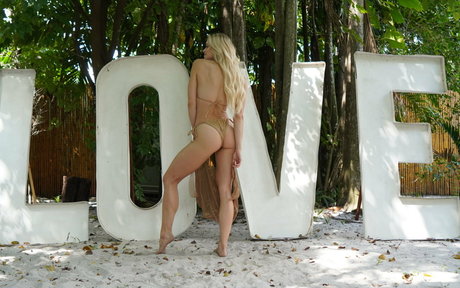 kitty wife onlyfans exclusive img