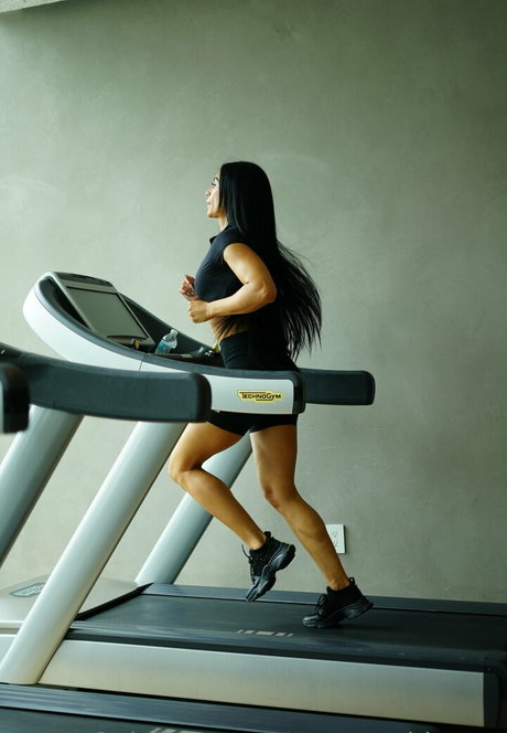 gym goddessss star beautiful img