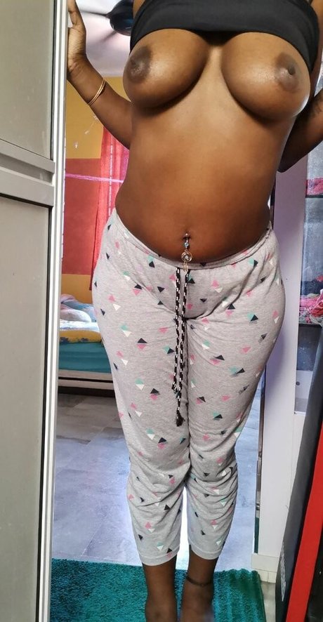 Indian Exhibition pornstar free picture