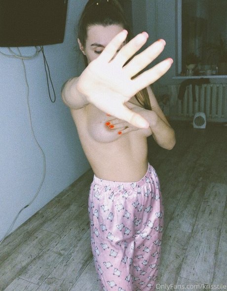krisstile beautiful model pictures