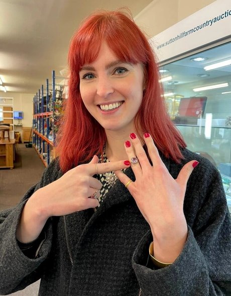 Izzie Balmer porn star pictures