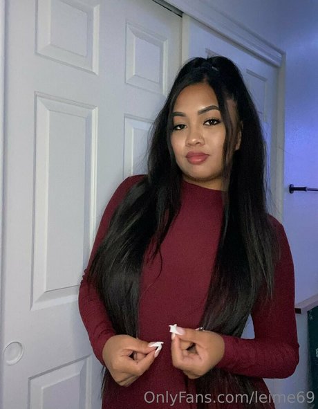 chubby latina teen onlyfans pornographic image