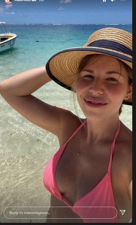 Manon Lagreve star archive