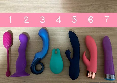 makanamoon model free gallery