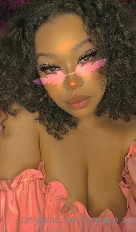 senpaipalace pornographic model image